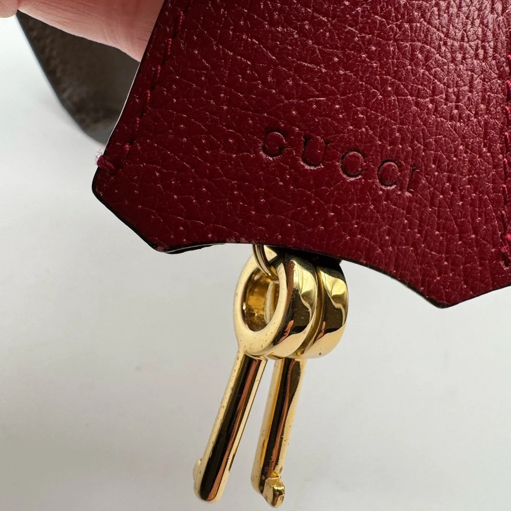Gucci Small GG Supreme Tian Padlock Bag - Picture 7 of 16